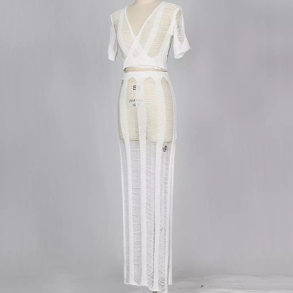 Elegantly Shredded Sexy Cotton Knit Set W/Slit Skirt & Long Tie Wrap Top, White - Picture 8 of 8